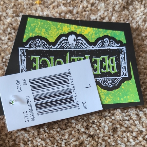 Beetlejuice Graphic T-Shirt - Picture 6 of 7